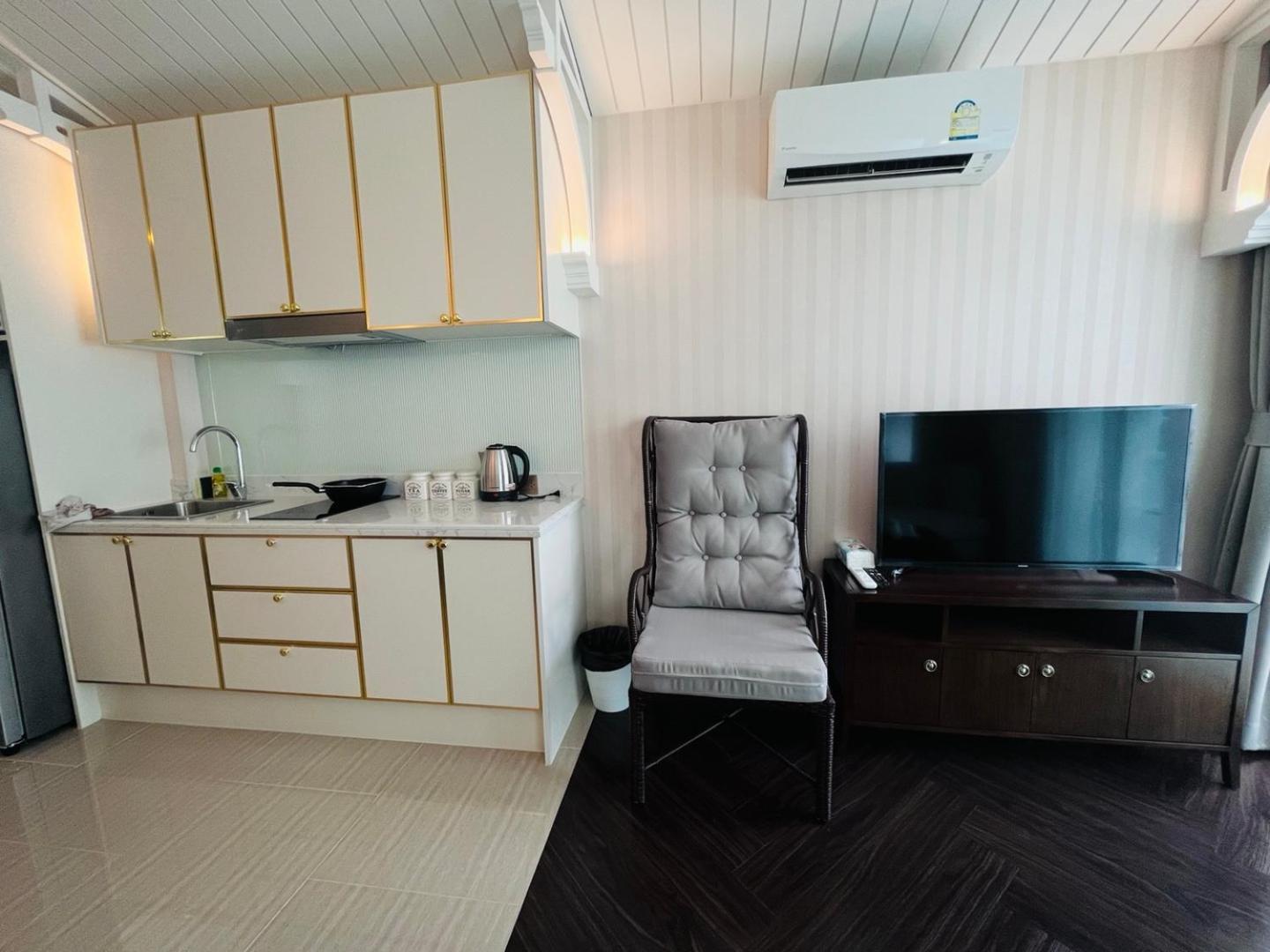 Ferienwohnung Florida Garden Pattaya Na Chom Thian Exterior foto